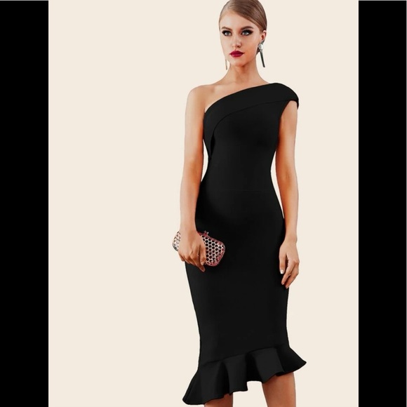 Dresses & Skirts - NEW Ruffle Hem One Shoulder Bandage Pencil Dress
